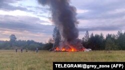 Место падения самолета в России, в котором, по сообщениям, должен был находиться и Евгений Пригожин
