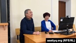 Активисты Маруа Ескендирова и Амангельды Оразбаев на оглашении им приговора. Уральск, 15 февраля 2023 года