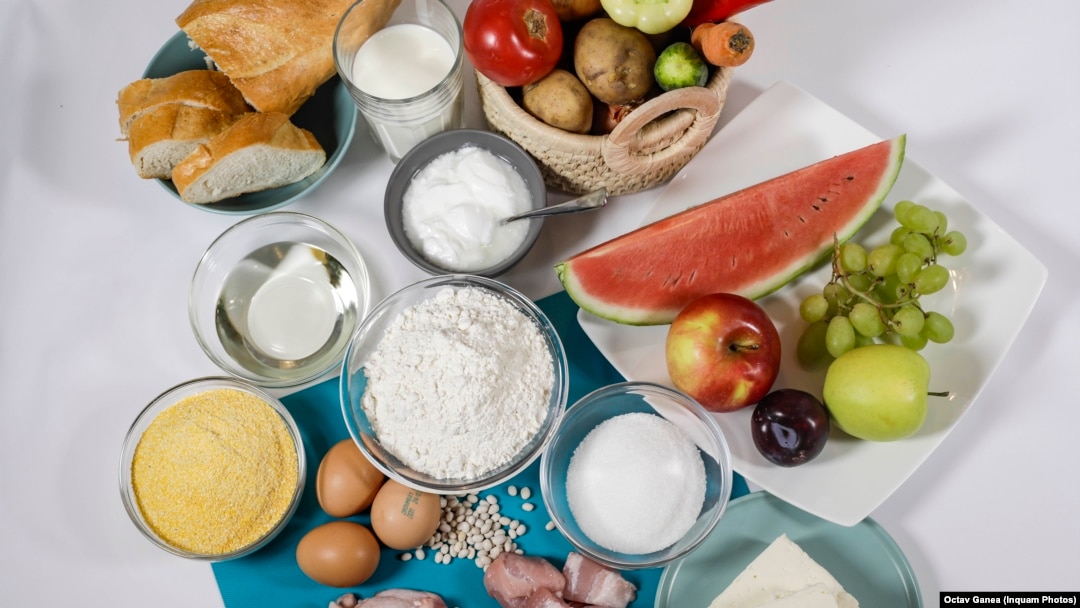 Din 1 august, 14 categorii de alimente vor fi vizate de reducerea adaosurilor comerciale practicate de producători, distribuitori și comercianți.