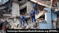 Зруйнований будинок у Запоріжжі після ракетного обстрілу, 2 березня 2023 року