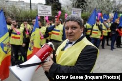 Liderul Federatiei sindicatelor transportatorilor feroviari, Rodrigo Maxim, spune că sindicaliştii se pregătesc de un nou protest, în 26 iunie.