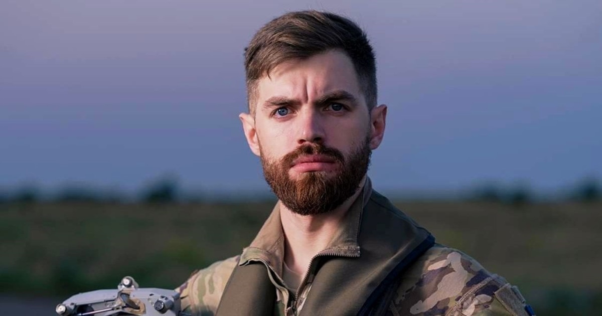 "Бикування, а не професійна робота слідчих": матір пілота "Джуса" розповіла про обшуки ДБР у її квартирі