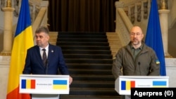 Premierii Marcel Ciolacu și Denis Șmihal, după sedința comună de guvern ucraineano-română de la Kiev.