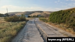 Дорога в Крыму. Иллюстративное фото