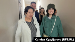 Асия Сасыкбаева после заседания суда. 12 апреля 2023 года. 