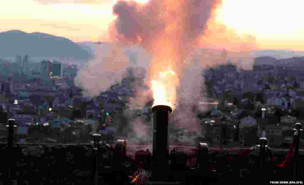 A cannon fired from Sarajevo&#39;s Yellow Fortress at 6:05 p.m. on March 22 signals the beginning of Ramadan in Bosnia-Herzegovina.