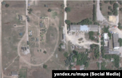 Место дислокации в/ч 85683-Р в пгт Раздольное, Крым. Скриншот спутниковой карты