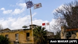 Linia de demarcație între Ciprul grecesc și cel turcesc trece prin inima orașului vechi din Nicosia (fotografie din 2020)