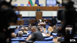All deputies present in the Bulgarian parliament backed the proposed legislation on April 30. (file photo)