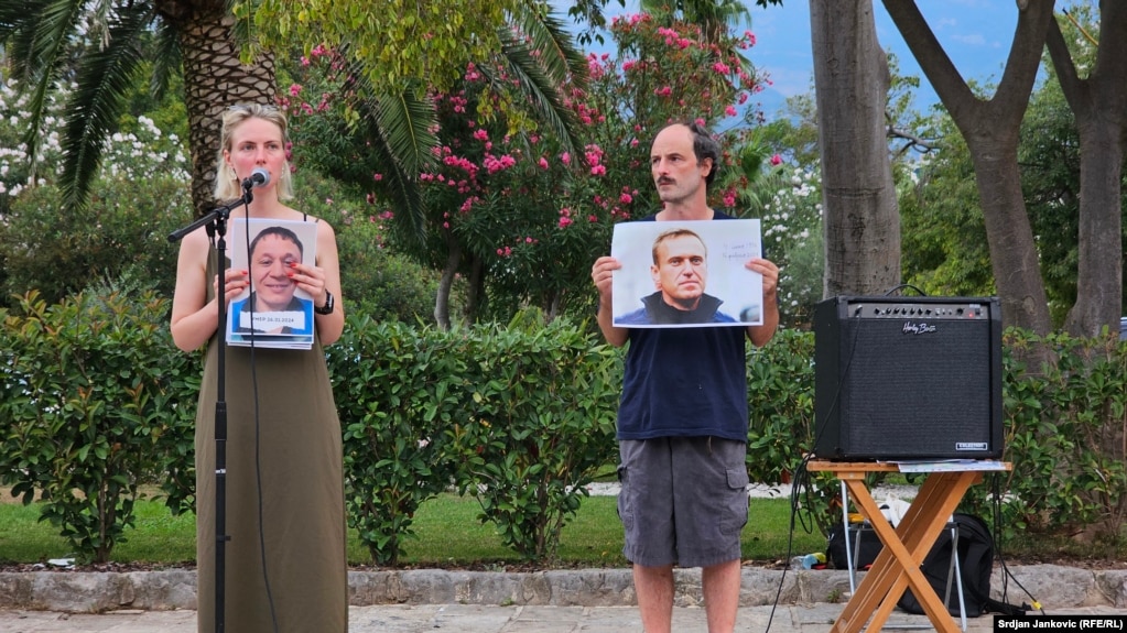 Russians hold anti-war protest in Montenegro.