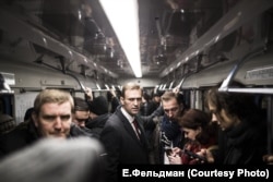 Навальный в метро