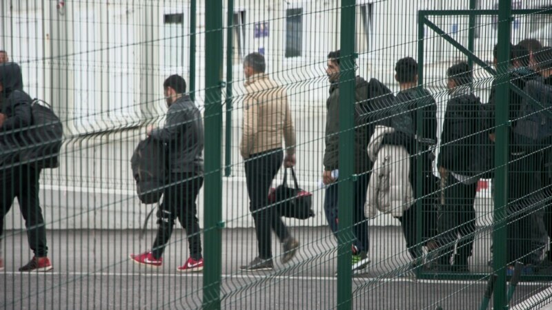 Kroacia deporton migrantët në Bosnje
