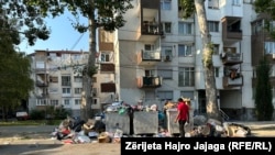 Комуналците протестираат, Скопје се затрупува со смет