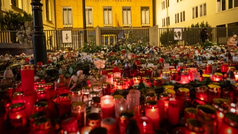 Fakultet u Pragu na kom se dogodila masovna pucnjava zatvoren do februara