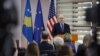 Ambasadori amerikan në Kosovë, Jeffrey Hovenier, duke folur në një ngjarje në Prishtinë për shënimin e 25-vjetorit të fillimit të sulmeve ajrore të Aleancës Veri-Atlantike (NATO) kundër caqeve ushtarake policore në ish-Jugosllavi, 27 mars 2024.