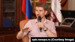 Евгений Рощин