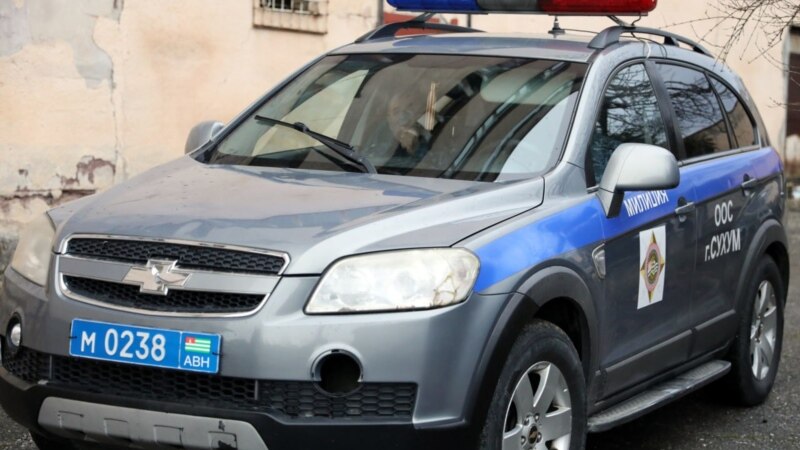 В Абхазии возмущены избиением подростка милиционерами
