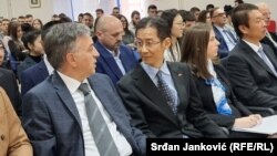 Bivši predsjednik Filip Vujanović i ambasador Kine u Crnoj Gori Fan Kun tokom konferencije "Pojas i put" u Podgorici, 22. mart 2023. 