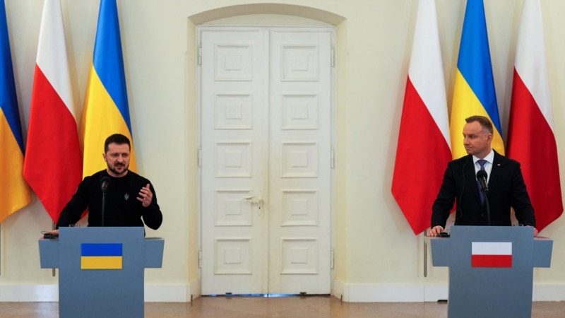 زیلینسکي: پولنډ د اوکراین په بیا رغونه کې مهم رول لوبولای شي