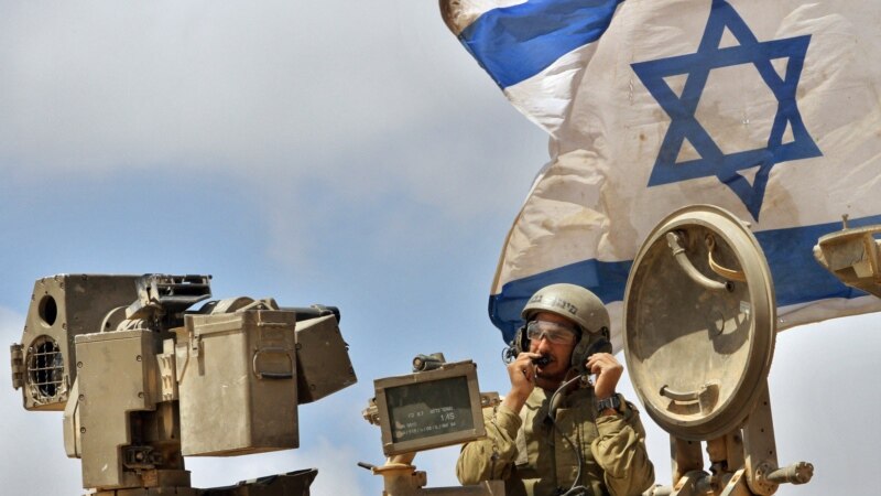 Izraeli thotë se ushtria po përgatitet për ta sulmuar Gazën “nga ajri, deti e toka”