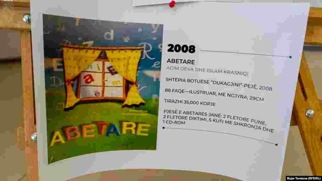 Abetarja e botuar në vitin 2008 në Kosovë. Kjo abetare kishte të bashkangjitura edhe fletore pune.