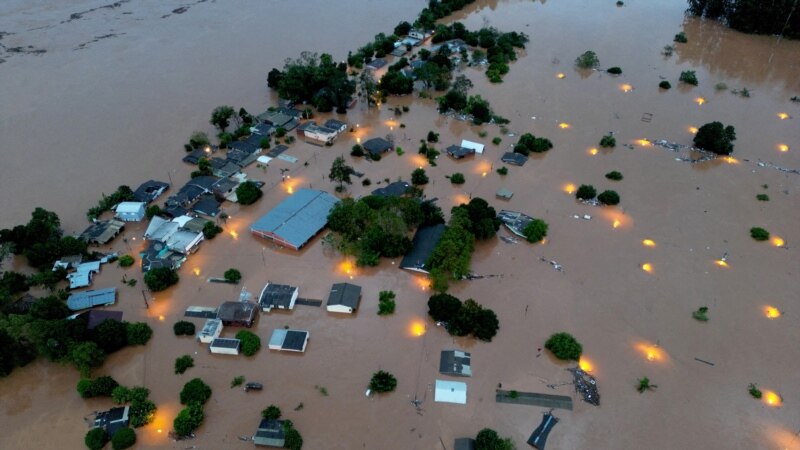 Поплави на југот на Бразил, расте бројот на загинати