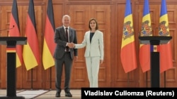 Predsednica Moldavije Maja Sandu i nemački kancelar Olaf Šolc na zajedničkoj konferenciji za medije u Kišinjevu, 21. avgust 2024.