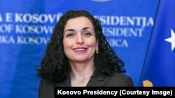 Косовската претседателка Вјоса Османи
