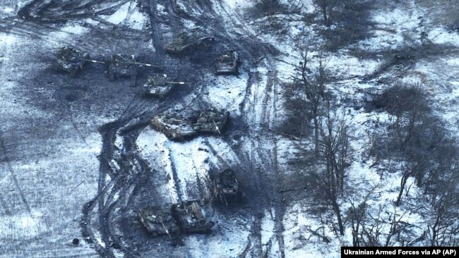 Разбитые российские танки под Угледаром
