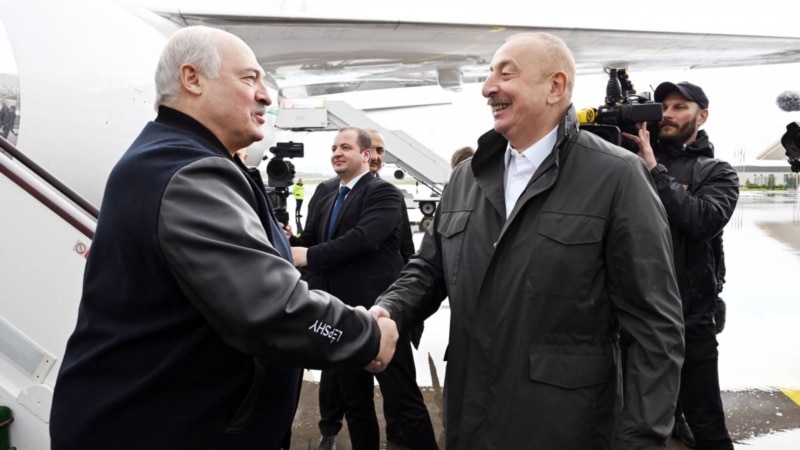 Lukashenka Meets Azerbaijan's Aliyev In Nagorno-Karabakh 