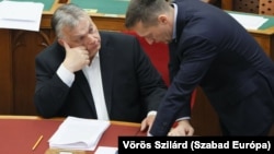 Még egy tétel - Orbán Viktor és Rogán Antal a parlamentben 2024. április 10-én