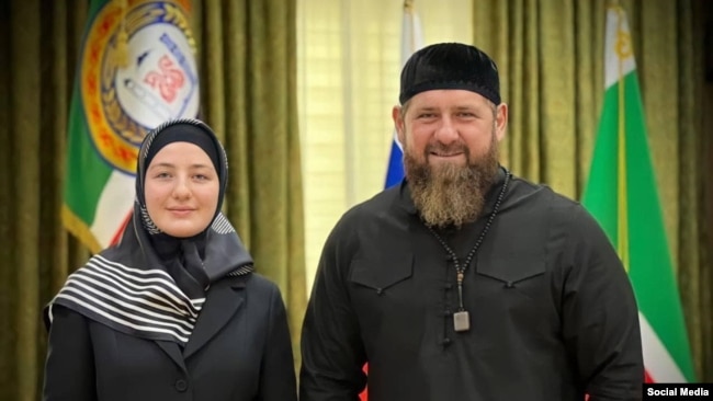 Хутмат Кадирова с баща си