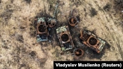Знищені російські танки на Донеччині, архівне фото
