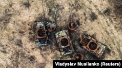 Знищені російські танки поблизу Богородичного на Донеччині, архівне фото