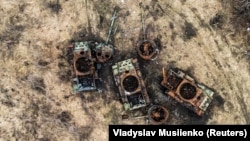 Знищені російські танки на Донеччині, архівне фото