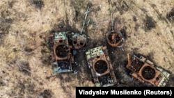 Знищені російські танки на Донеччині, архівне фото