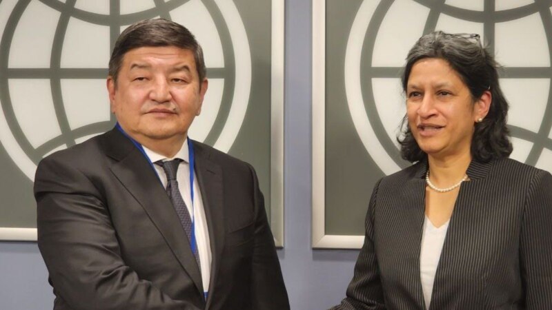 Карыздын санаасы: Кыргызстан ЭВФ менен Дүйнөлүк банкка кайрылды