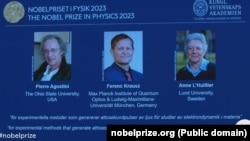 Premiul Nobel pentru Fizică a fost atribuit lui Pierre Agostini, Ferenc Krausz și Anne L'Huillier „pentru metodele experimentale care generează impulsuri de lumină de attosecunde pentru studiul dinamicii electronilor în materie".