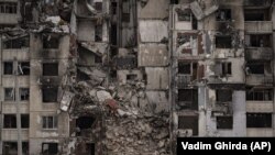 Zgrada u Harkivu pogođena u ruskom napadu 16. februara 2023. 
