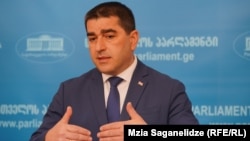 შალვა პაპუაშვილი