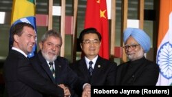 Țările BRICS, care reprezintă un sfert din economia mondială, își doresc să limiteze „dominația occidentală”.