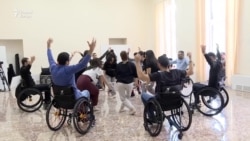 Kerekesszékes táncelőadásra készülnek a jereváni operában