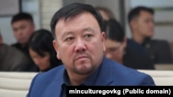 Токтобек Асаналиев.