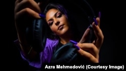 Azra Mehmedović, mlada DJ muzičarka
