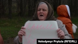 Учасниця проукраїнської акції «Жінки Криму – за мир!». Крим, 08 березня 2014 року