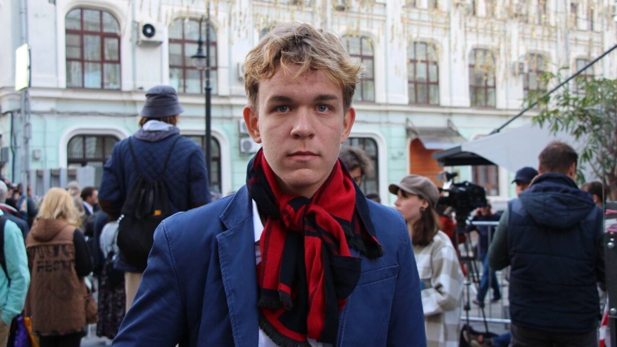 Через інтервʼю Радіо Свобода – в Москві 18-річному активісту висунули звинувачення