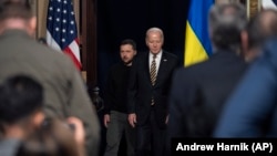 Președintele ucrainean Volodimir Zelenski a călătorit la Washington pe 12 decembrie 2023, în cea de-a treia sa deplasare în capitala americană din ultimul an.