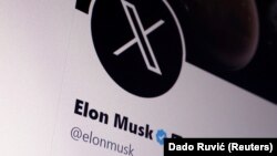 Llogaria e verifikuar e pronarit të platformës X, Elon Musk. Fotografi nga arkivi. 