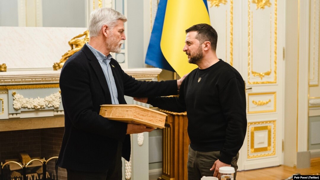 Чешкиот претседател Петр Павел и украинскиот претседател Володомир Зеленски