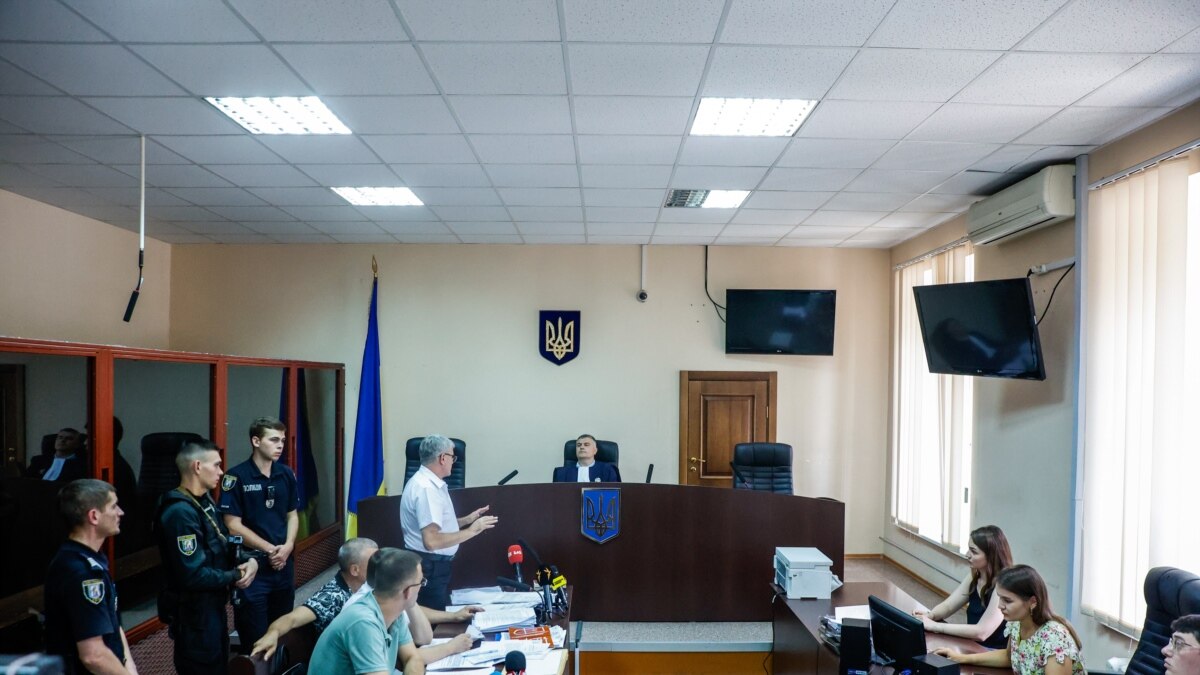 ДБР завершило розслідування щодо незаконного збагачення одеського ексвійськкома на 150 млн грн